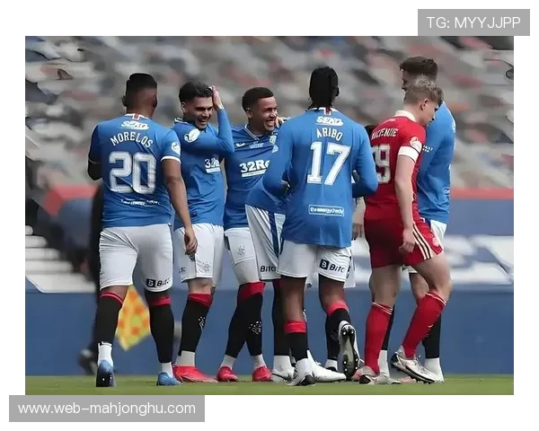 尼斯主场对阵洛里昂,两支中游球队的欧战资格卡位战 尼斯主场对阵洛里昂,两支中游球队的欧战资格卡位战